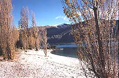 The lakeside in Autumn