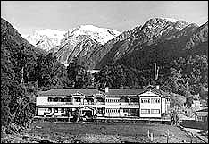 Glacier Hotel